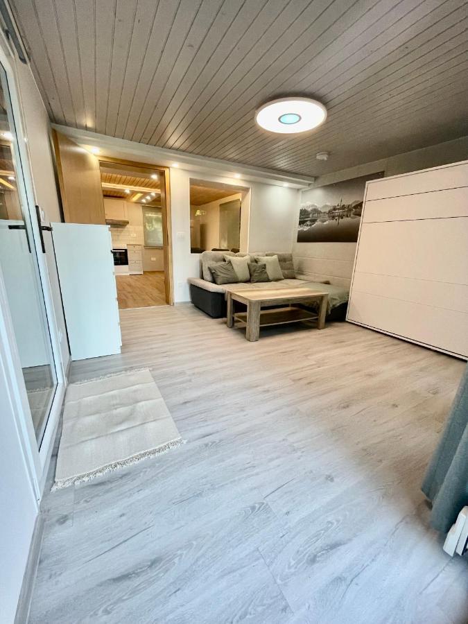 Cebelnk: Sanjska Hisica 4 Km Od Bleda Villa Лесце Екстериор снимка